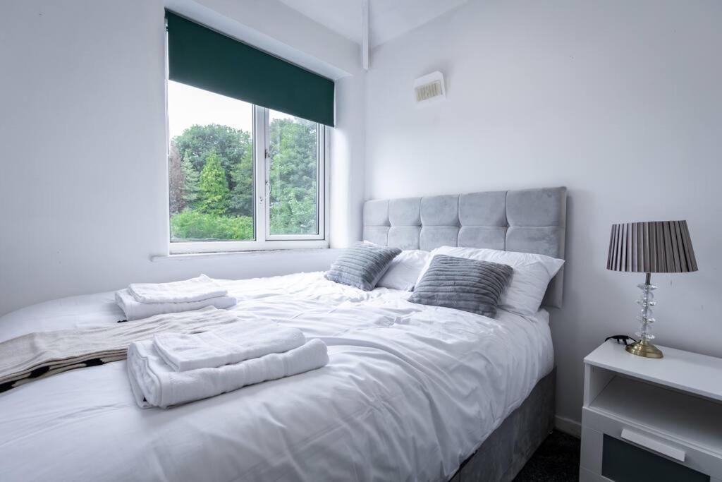 Windsor House 3 Bedrooms Sleeps 8 Manchester Exterior foto